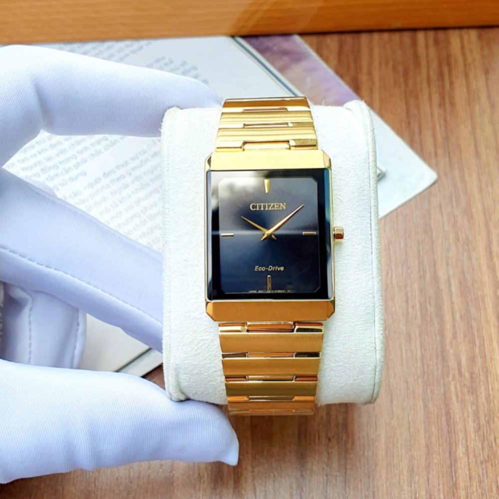 Citizen Tank Gold Accent 28mm Watch